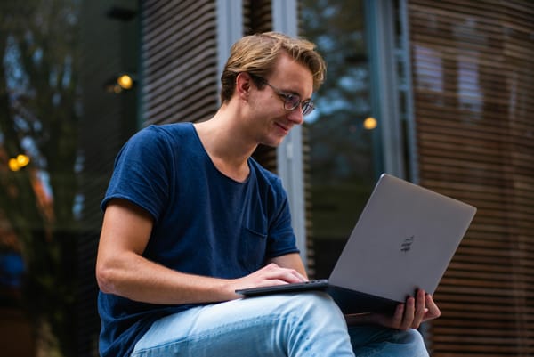 Tips on Building a Standout College Portfolio (and Boost Your Early Career Prospects)