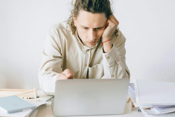 Explore the 2025 job market crisis with insights from a senior recruiter. Data, causes, and proven strategies to navigate layoffs, slow hiring, and burnout.